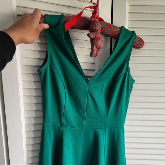 H&M Emerald Green A-Line Knit Dress, Sz Sm - Picture 5 of 12